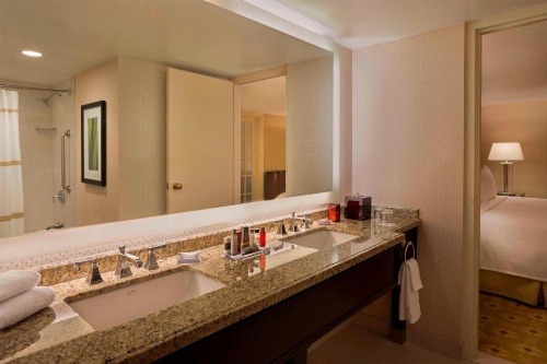 Toronto Airport Marriott Hotel image 16